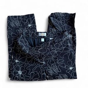 Women’s Embroidered Black Floral Cropped Pant